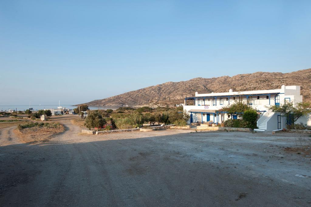 Dimitris Rooms Manganari Экстерьер фото